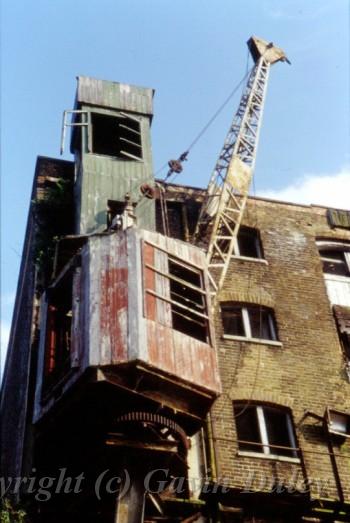 Abandoned warehouse by the Thames, Rotherhithe, London.jpg